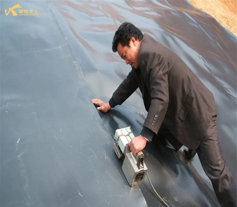 Geomembrane Should Be Welded During Construction
