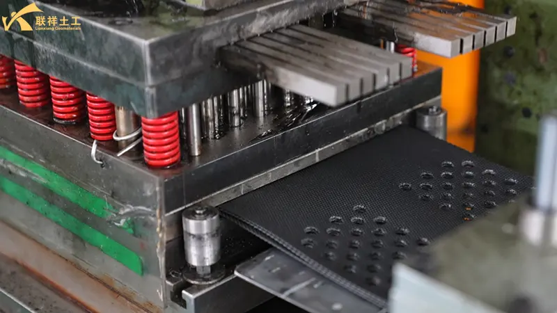 Standard Production Process for Geocells